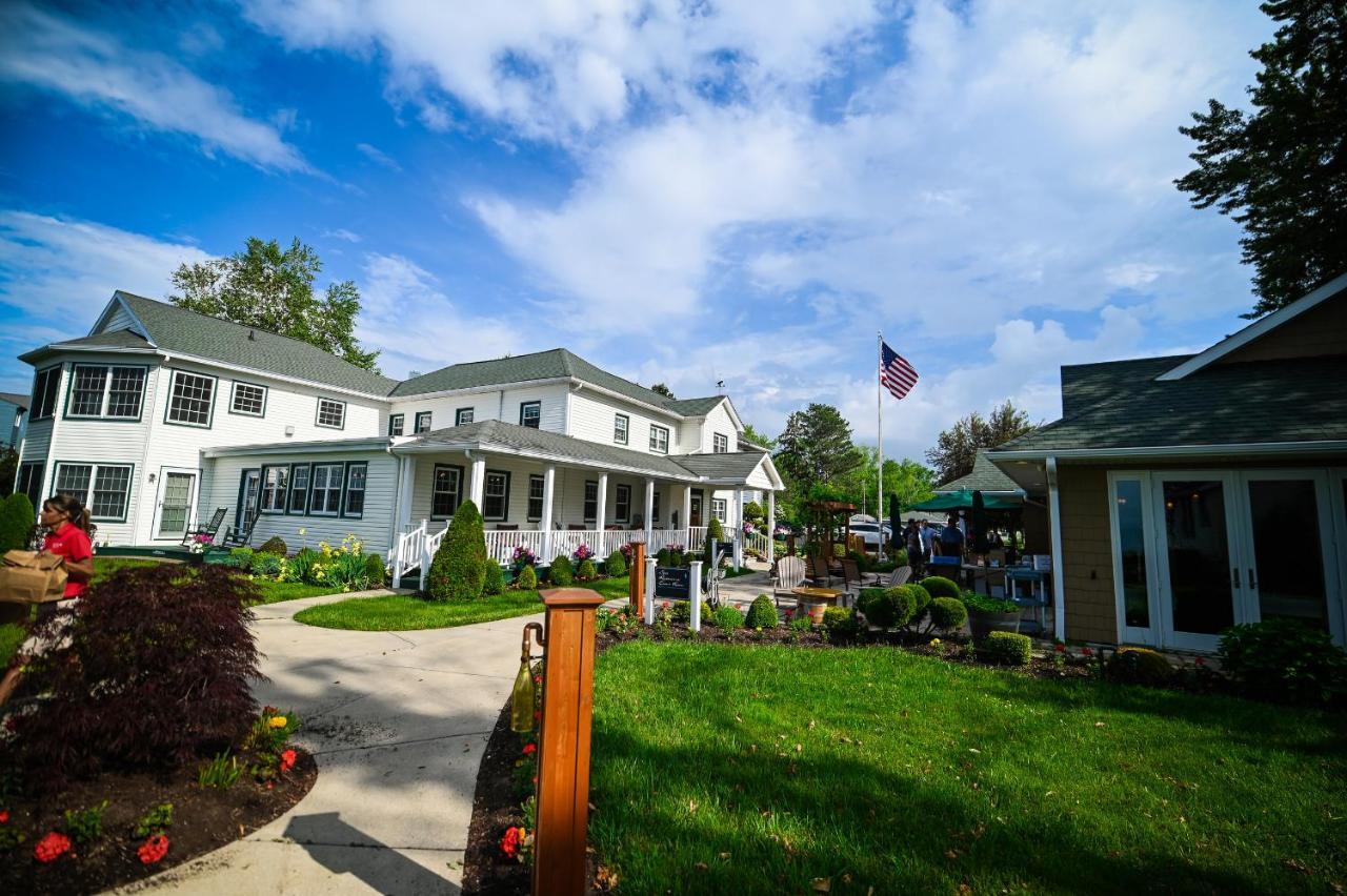 The Lakehouse Inn Geneva Dış mekan fotoğraf