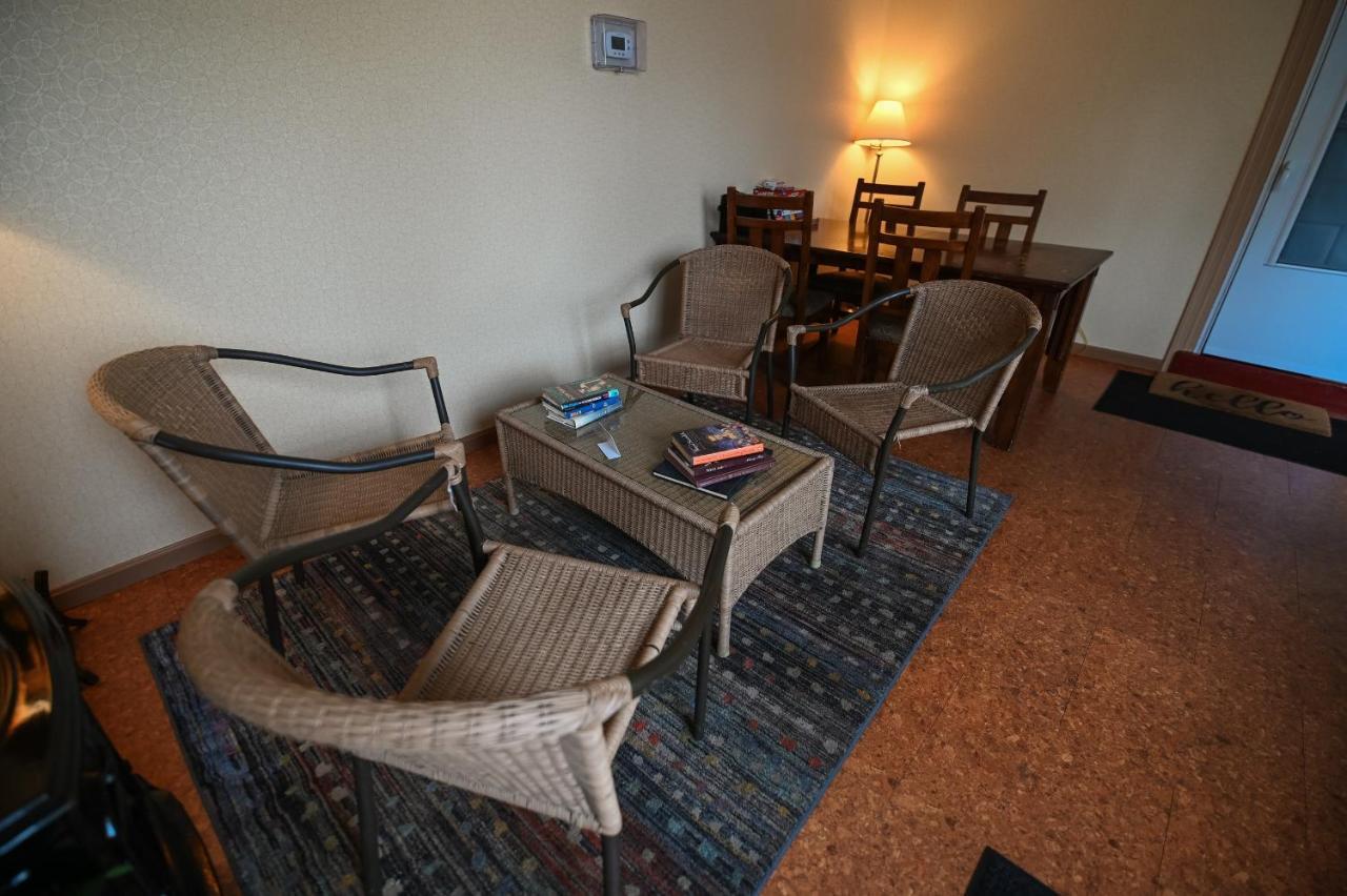 The Lakehouse Inn Geneva Dış mekan fotoğraf
